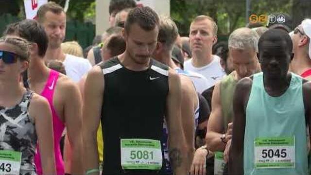 250-nél is több amatőr és profi futó vett részt a VII. Savaria Félmaratonon 250-nél is több amatőr és profi futó vett részt a VII. Savaria Félmaratonon