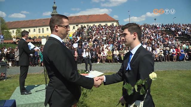 Elbcsznak kzpiskoljuktl a vgzsk, htfn kezddnek az rettsgi vizsgk