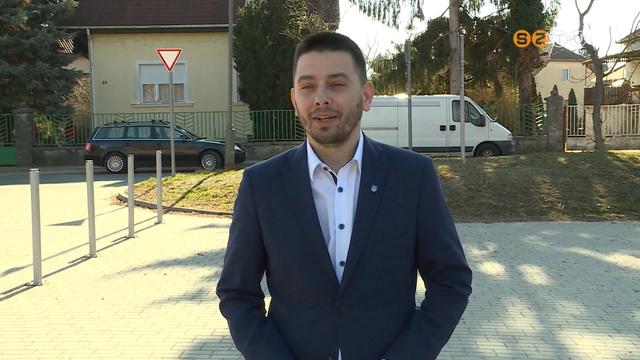 Nmeth kos tancsnok, LMP-s politikus is Hende Csaba hznl tartott sajttjkoztatt