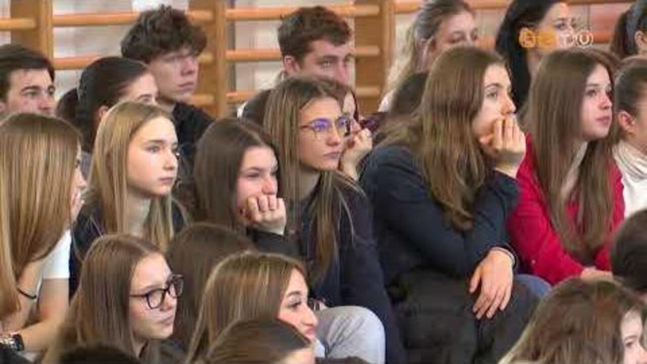 Szombathelyre látogatott Kapu Tibor kutató űrhajós és Cserényi Gyula tartalékos kutató űrhajós Szombathelyre látogatott Kapu Tibor kutató űrhajós és Cserényi Gyula tartalékos kutató űrhajós