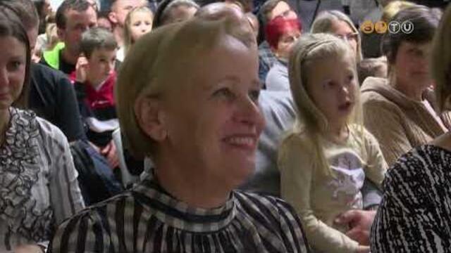 13. alkalommal tartott karácsonyi adományozást a KISZ Lakótelepért Egyesület 13. alkalommal tartott karácsonyi adományozást a KISZ Lakótelepért Egyesület