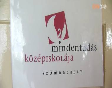 Mindentuds Kzpiskolja: vetlkedtek a vros kzpiskoli