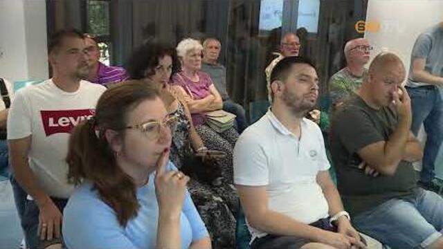 A Hunyadi út felújításának második üteme volt a témája a lakossági fórumnak A Hunyadi út felújításának második üteme volt a témája a lakossági fórumnak